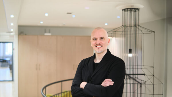 Diilistä tuttu brändi&shy;asiantuntija Toni Lähde Don & Brancon neuvonantajaksi